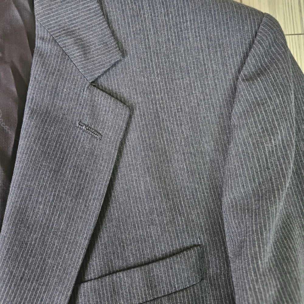 Vintage Oscar de la Renta Pinstripe Blazer in Dark Cobalt  Stripe Size 40 Reg